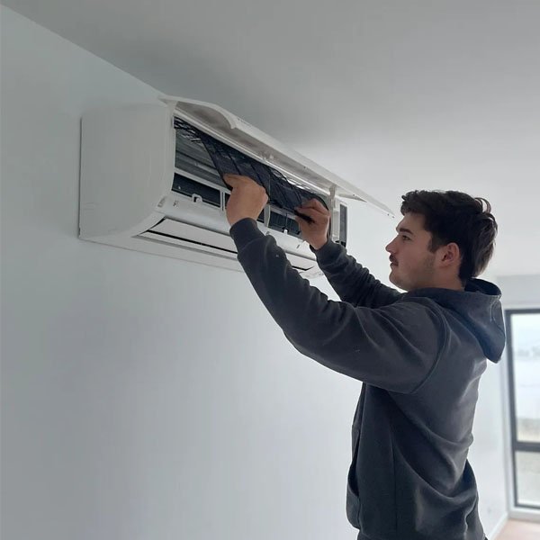 heat-pump-cleaning-maintenance-hobart